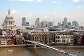 Von Millenium Bridge: St. Paul's Cathedral